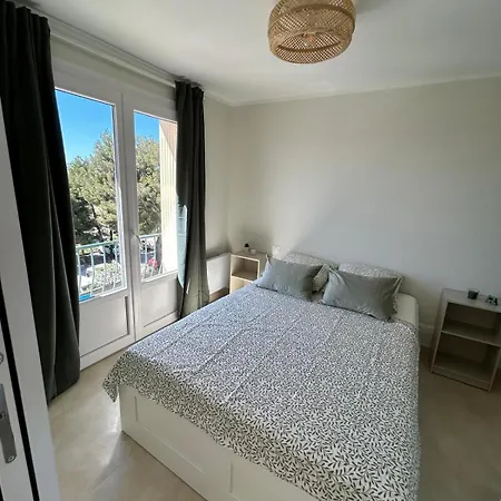 Le Cocon Des Floreal Lägenhet